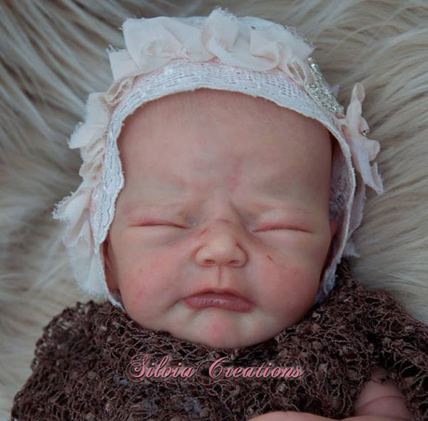 lucia reborn kit
